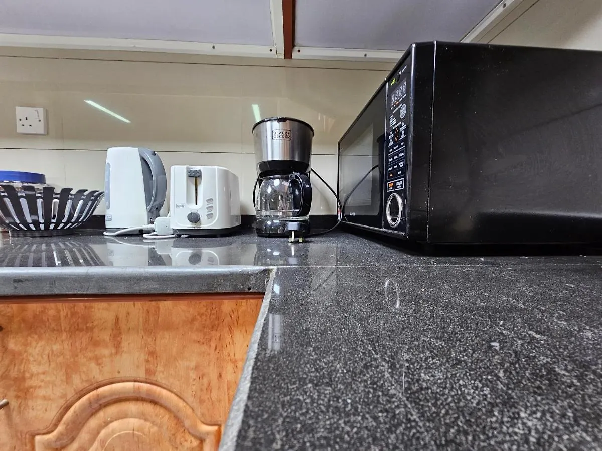 Olaando Hostel Abu Dhabi